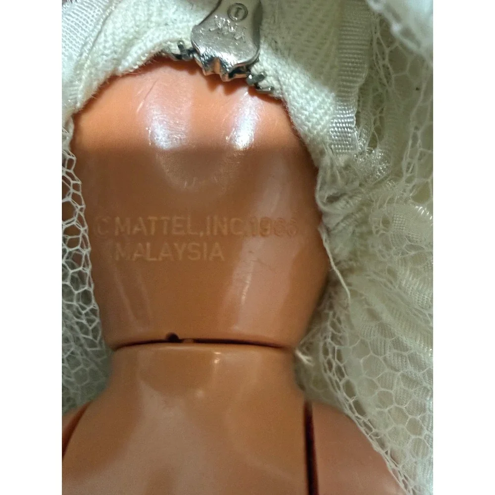 Vintage Mattel Barbie Bride Doll 1966 Body Blonde Hair Cream Wedding Dress Veil
